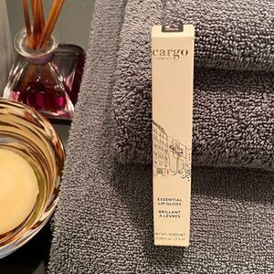 1042 Cargo Essential Lip Gloss 8072P NWT